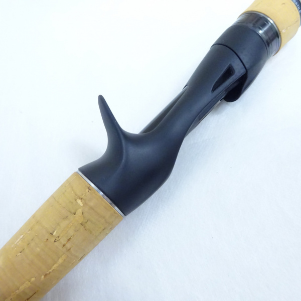 22エクスプライド 1610M